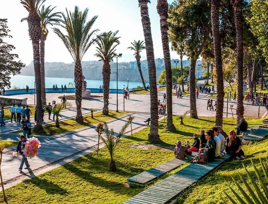 Antalya'Nin Kalbindeki Huzur Apartman